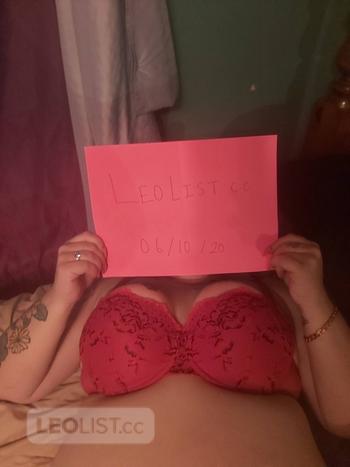 Skylar & Valerie, 30 Caucasian/White female escort, Oshawa